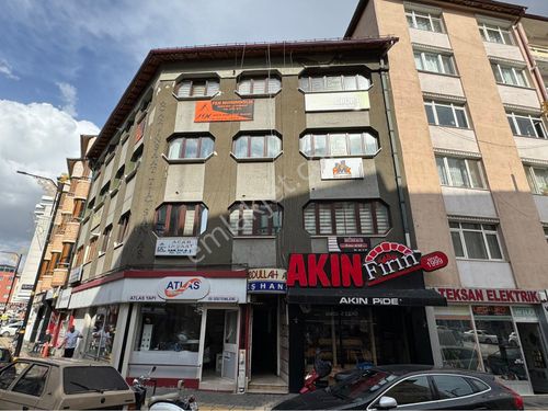  KUZEY'DEN ÇARŞI İÇİNDE SATILIK 1+1 NET 50M2 OFİS