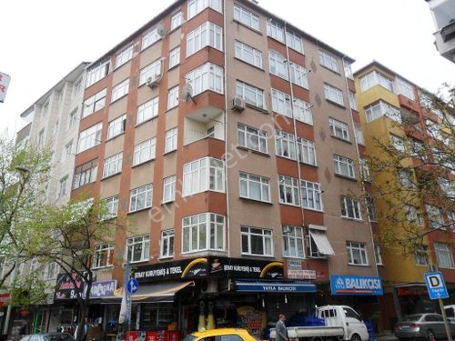  Bahçelievler yayla  Ferit Selim Paşa Caddesine Cephe 3+1 110 m2  Masrafsız Köşe Daire 