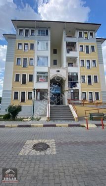 Afyon Özsu Emlak'tan Yeni Garaj Karşısı Toki 2+1 Kiralık Daire