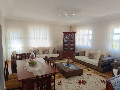 EMTİA GAYRİMENKUL'DEN ESKİ MALATYA 'DA 3+1  SATILIK DAİRE 