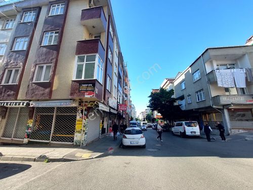  BAĞCILAR YÜZYILDA 180 M2 DÜZ GİRİŞ KÖŞE DÜKKAN