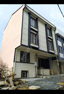 İstanbul Arnavutköy Anadolu Mahallesi'nde merkez konumda satılık komple bina sıfır bina