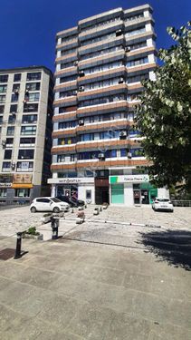 Kadıköy Evlendirme Dairesi Karşısı İçi Yapılı Masrafsız Ofis