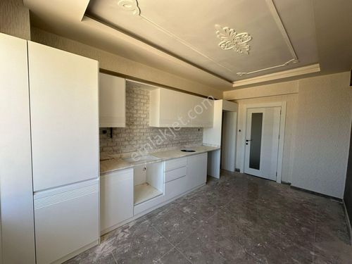  NİRVANA'DAN KAT SEÇENEKLİ 3+1 SIFIR ULTRALÜX KİRALIK DAİRE 