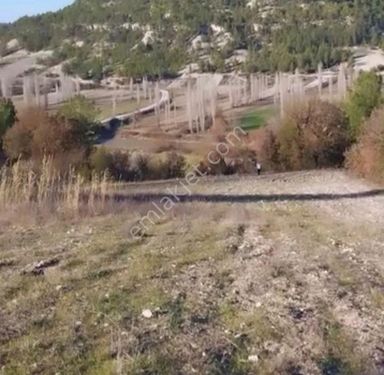  ATÖLYE'DEN manisa demirci gümele köyünde resmi yolu olan yatırımlık 662m2 arazi