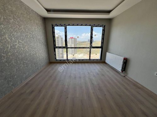  YENİMAHALLE YENİ BATI MAHALLESİ MANZARALI BAĞIMSIZ MUTFAKLI 2+1 SATILIK DAİRE