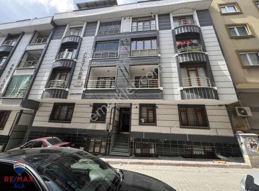 SULTANGAZİ SULTANÇİFTLİĞİ MAHALLESİNDE SATILIK DUBLEKS DAİRE