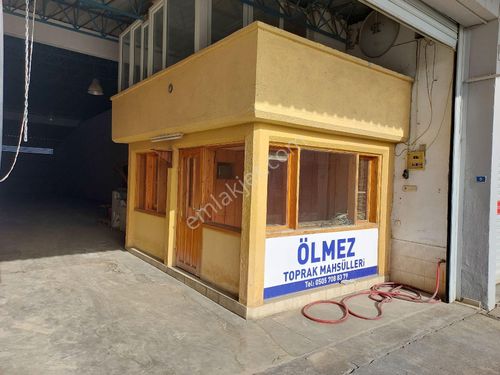 Osman Akça Tüccarlar sitesinde kiralık dükkan 