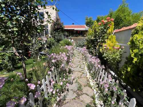 ÇANAKKALE LAPSEKİ ÇARDAK'TA SATILIK MÜSTAKİL EV