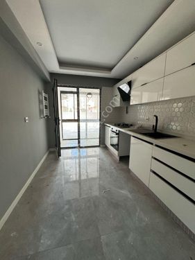 EMLAK KONUTLARINDA SIFIR 3+1 KİRALIK DAİRE