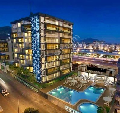  ALANYA/MERKEZ'DE FULL AKTİVİTELİ SİTEDE KİRALIK DAİRE