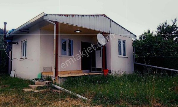 Mudanya Akköy de satılık bağ evi
