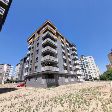 YILDIZTEPE MAH.'DE HAVUZLU SİTE İÇİNDE 3+1 SATILIK LÜKS SIFIR DAİRE