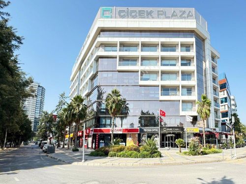 İzmir Bornova Çiçek Plaza'da Adliye Binasına Yakın Kiralık Ofis