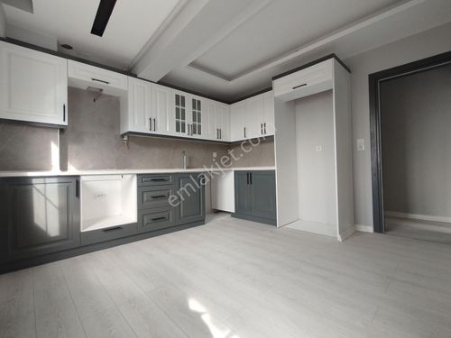 MANİSA AKHİSAR REŞATBEY MAHALLESİ 5+1  280M2 SIFIR SATILIK DUBLEX