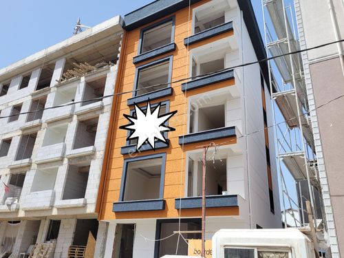 Çekmeköy Ekşioğlu Mah Satılık 2+1 90m2 Arakat Daire