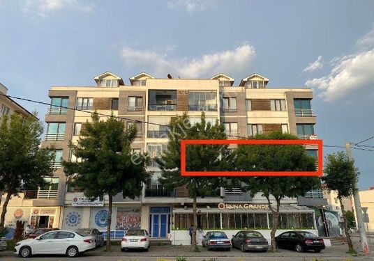 BOLU MERKEZ BORAZANLAR MAHALLESİ'NDE 3 CEPHELİ KİRALIK 4+1 DAİRE