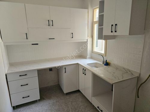  DELUXE 26 'DAN MERKEZE YAKIN İÇİ YAPILI BALKONLU 2+1 80 m2 DAİRE