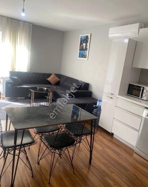 EMNİYETEVLERİNDE METROYA 3DK. REZİDANSTA 80M2 2+1 OTOPARKLI,