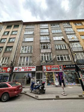  TURKUAZ’DAN AFYON SOKAKTA KİRALIK 2+1 DAİRE