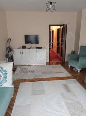 CADDE ÜZERİNDE 3+1 KİRALIK DAİRE 