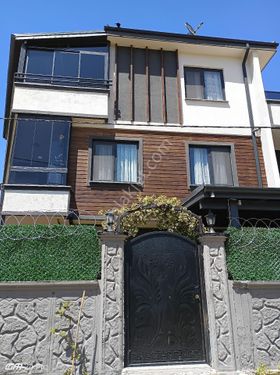 Sakarya Karasu da Satılık Müstakil Havuzlu ve Bahçeli Sıfır Tripleks Villa