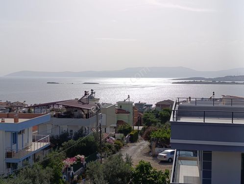  Seferihisar Elmastaş'ta 3+1, 160m2 Denize 450m2, Köşe Parsel Villa