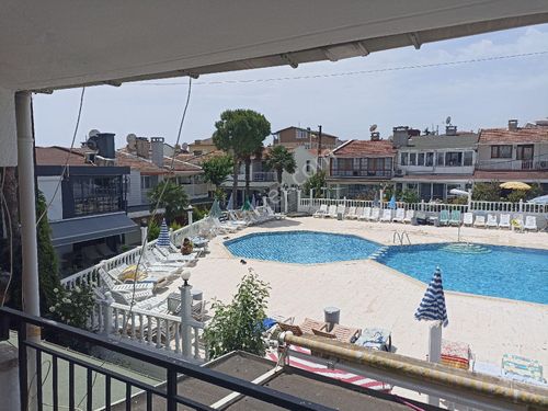 İstanbul ile Silivri ilçesi Gümüşyaka Mahallesi'nde Olimpik havuzlu