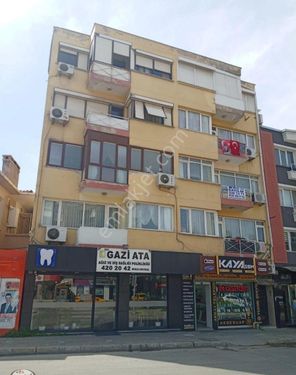 İzmir Buca Heykel Meydanı Şehrin Merkezinde 3+1 Klasik 100 m2 Satılık Daire