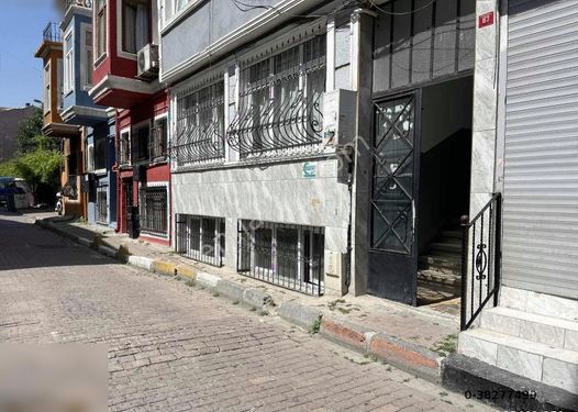 Fatih balat Mahallesi'nde satılık Yarı bodrum daire