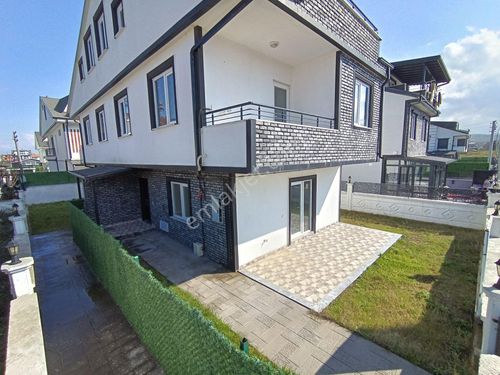  5+1 BAHÇELİ , DENİZE YÜRÜME MESAFESİNDE TRİPLEKS VİLLA - VILLA FOR SALE