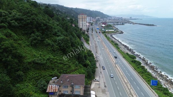  RİZE MERKEZ GÜNDOĞDU ANAYOL ÜZERİNDE SATILIK ARSA