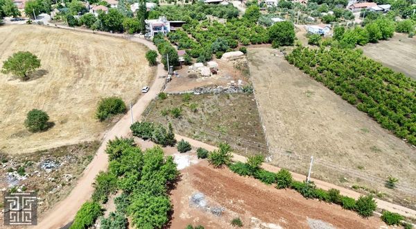 ANTALYA KEPEZ BAŞKÖY 940M2 BAHÇE ÖNÜ ASFALT YOLA CEPHE