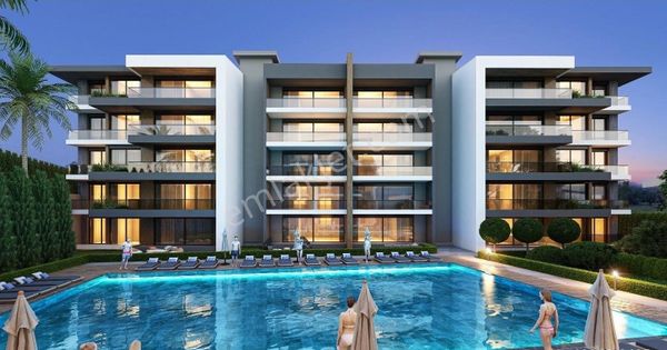 KUŞADASI MERKEZDE 40M2 BAHÇESİ OLAN 3+1 SATILIK DAİRE