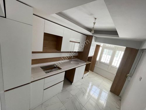  AKŞEMSETTİN MAH ULTRA LÜX YAPILI 120M2 GENİŞ FERAH SATLIK DAİRE