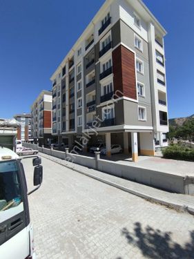  ISPARTA MERKEZ VATAN MAHALLESİNDE SATILIK GENİŞ BAKIMLI DAİRE