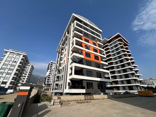  ALANYA MAHMUTLAR'DA SATILIK 3+1 DENİZE 600 METRE SİTE İÇİ DAİRE