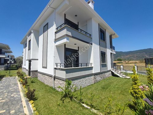 GÜRE TAHTA KUŞLAR DA SATILIK SIFIR 2+1 LÜKS DAİRE