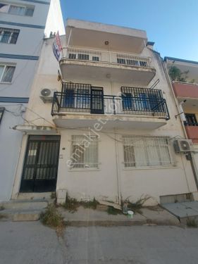  BALÇOVA EĞİTİM MAHALLESİNDE PAZAR YERİ YAKINI KİRALIK DAİRE