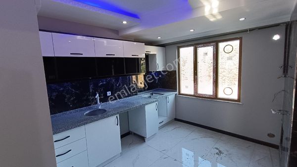 KÖRFEZ YENİ YALI MH. DE 3+1 125 M2 SATILIK ARAKAT SIFIR DAİRE