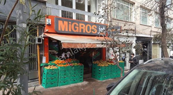 Taksim Gümüşsuyunda Cadde Üzerinde Satılık Dükkan