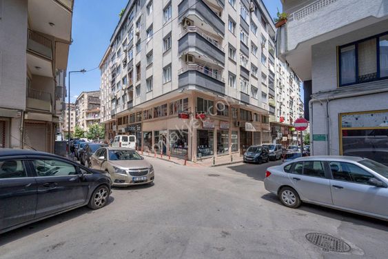  GAZCILAR 'DA ASANSÖRLü İÇİ YENİLENMİŞ SATILIK 2+1 DAİRE