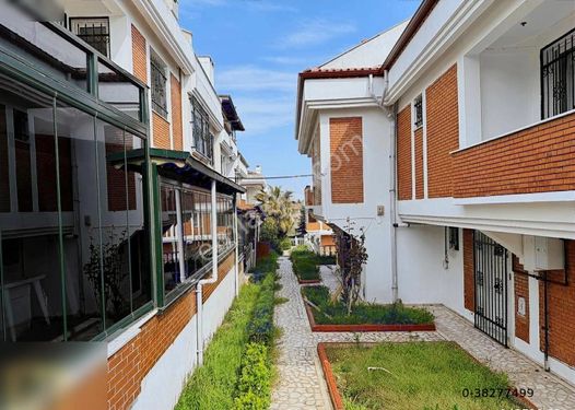 Silivri Balaban'da Denize 10 Mt Özel Plajlı Kiralık 5+1 Villa