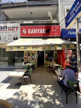  MT GAYRİMENKULDEN HALK CADDESİNDE SATILIK İŞ YERİ