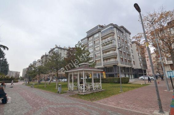 TALHA TOZDUMAN'DAN PARK MANZARALI/K.OTOPARKLI/ARAKAT/250M2 4+1