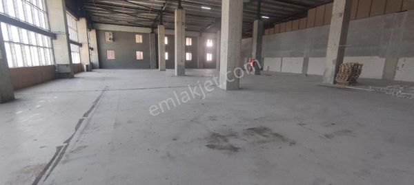 ESENYURT SANAYİ'DE TIR GİRİŞLİ 1500 M2 H 9 KİRALIK İMALATHANE