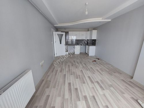 ATICI EMLAKTAN ÇARKIPARE MAHALLESİNDE ACİL 2+1 KOMBİLİ DAİRE 