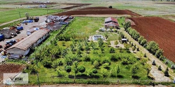 VESKE'den Çukurbelen Erzincan-Sivas Yol Üzerinde Satılık Çiftlik