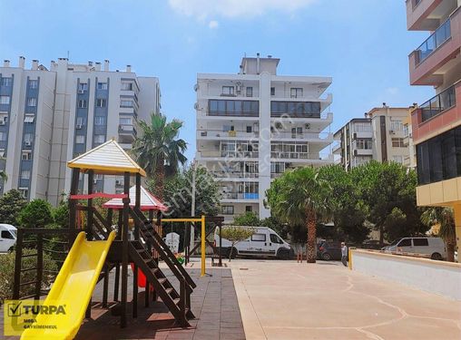 KARŞIYAKA ORDU BULVARI MERKEZİ KONUMDA 3+1 SATILIK DAİRE