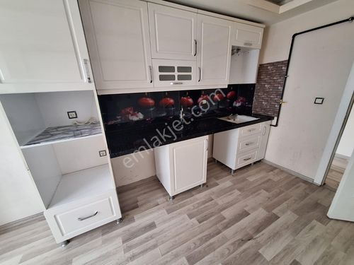 ŞAHAP GÜRLER'DE CADDE YAKINI ASANSÖRLÜ 5+1 DUBLEX DAİRE